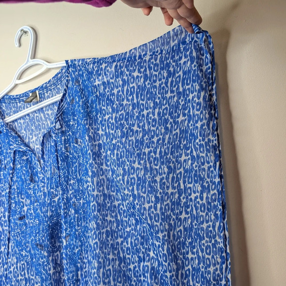 Kenneth Cole Reaction Blue White Swim Cover Up Embroidered Cut Outs Woman Small - Picture 8 of 10